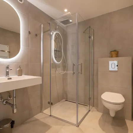 Appartement Great 2-room Loft With 2 Bathrooms And 2 Kitchen *