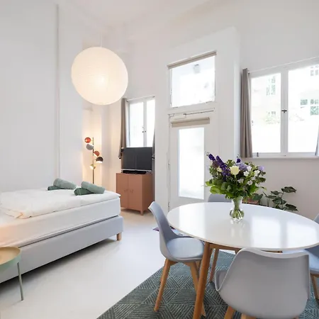 Great 2-room Loft With 2 Bathrooms And 2 Kitchen Berlijn