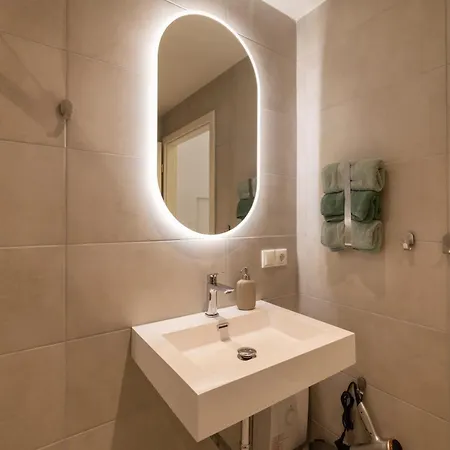 Great 2-room Loft With 2 Bathrooms And 2 Kitchen *