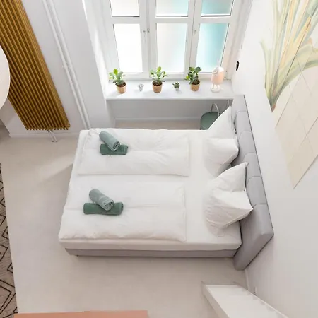 Great 2-room Loft With 2 Bathrooms And 2 Kitchen