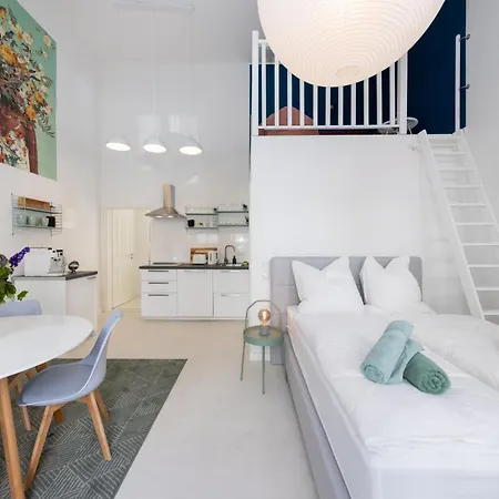 Appartement Great 2-room Loft With 2 Bathrooms And 2 Kitchen Berlin