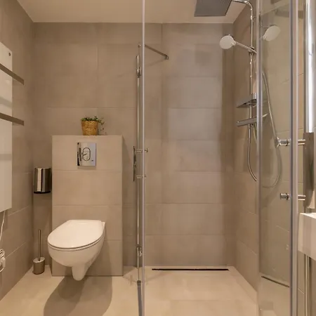 Great 2-room Loft With 2 Bathrooms And 2 Kitchen Berlijn
