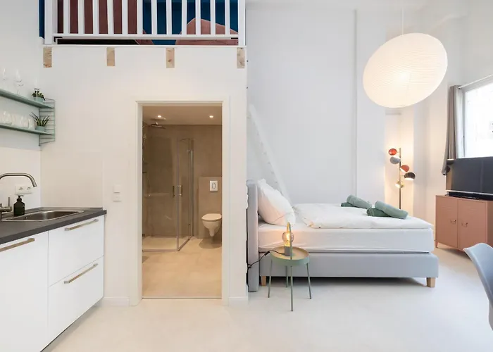 Lägenhet Great 2-room Loft With 2 Bathrooms And 2 Kitchen Berlin