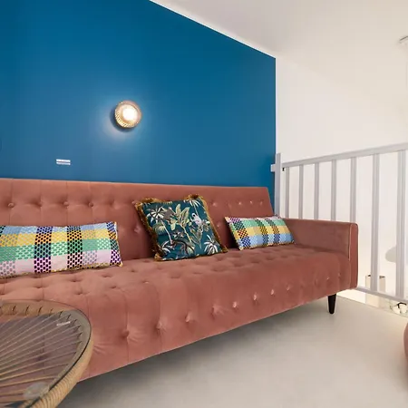 Great 2-room Loft With 2 Bathrooms And 2 Kitchen *