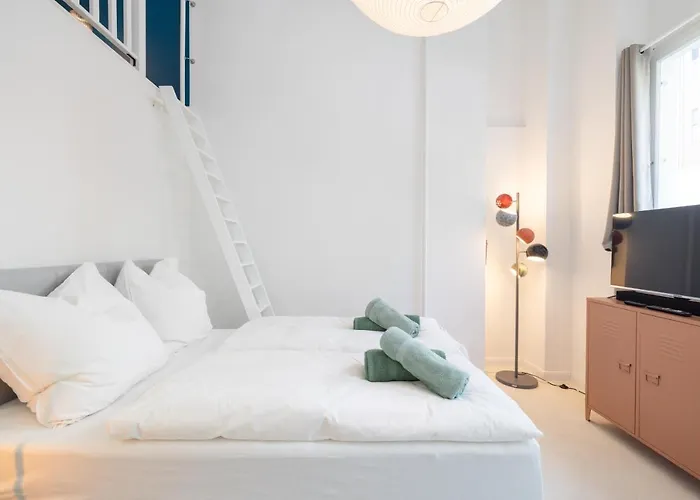 Great 2-room Loft With 2 Bathrooms And 2 Kitchen Berlin