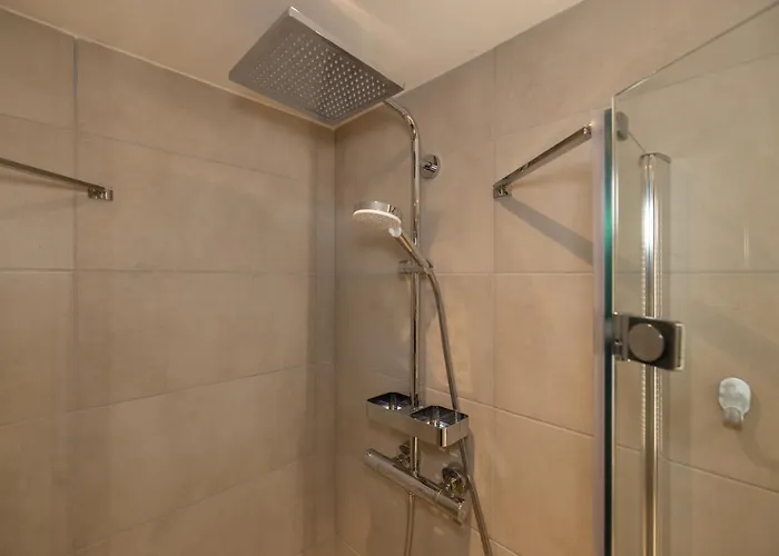 Great 2-room Loft With 2 Bathrooms And 2 Kitchen Daire *